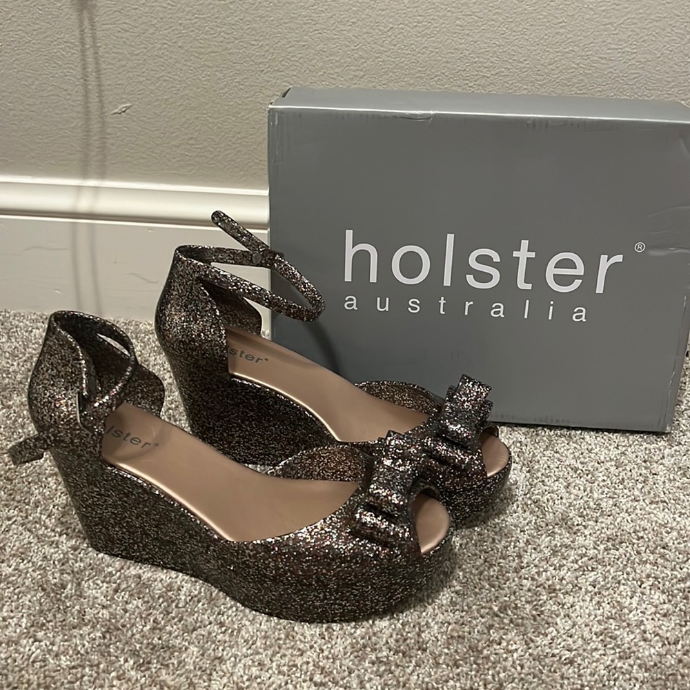 Holster Australia jelly wedge.